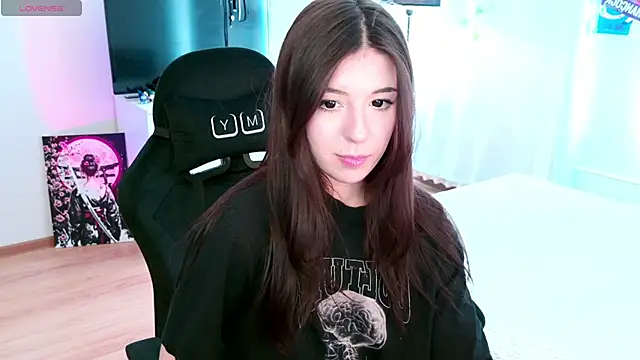Azaliya_Haze webcam