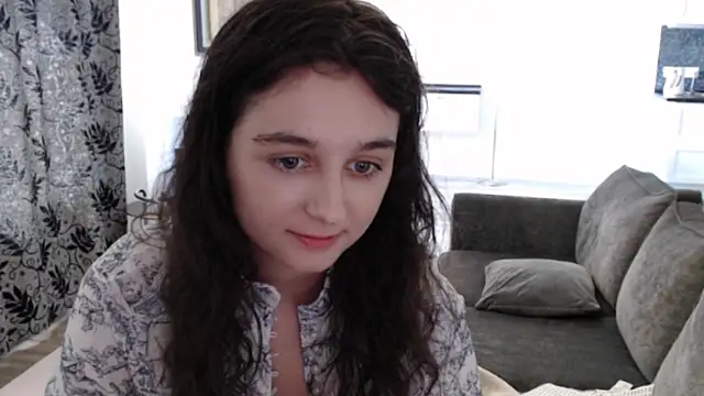 cute_lilia webcam