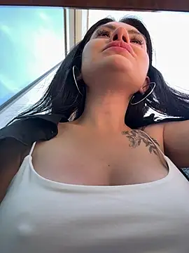 Wet__Bunny webcam