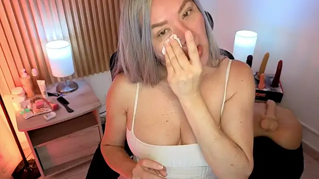 MarianL0ve webcam