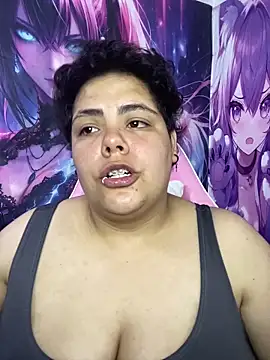 Hailey_Curvy webcam