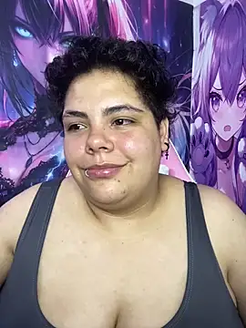 Hailey_Curvy webcam