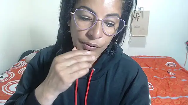 kateleyagrey webcam