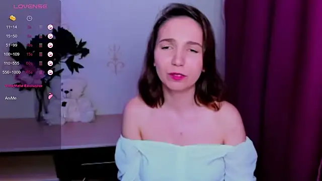 KindHazelHere_ webcam