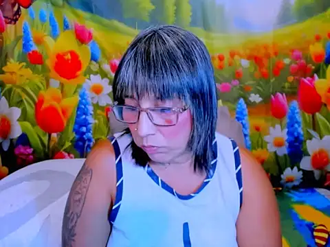 indianroxy webcam