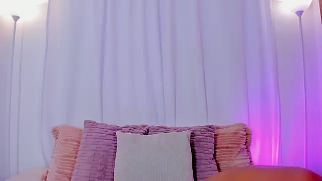 Aishapeyton_ webcam