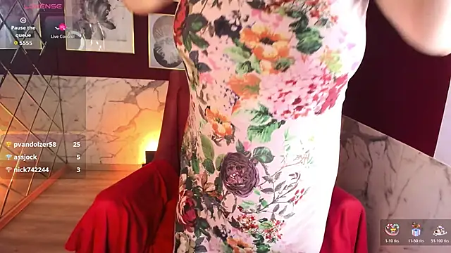 KellyPerfection webcam