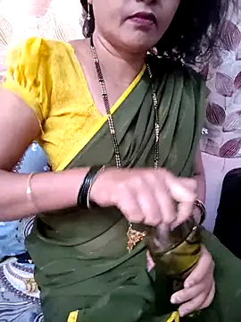 anuradha1432 webcam