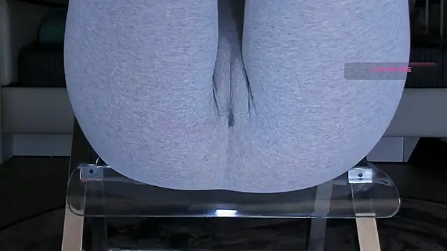Cameltoe_squirt_inPants webcam