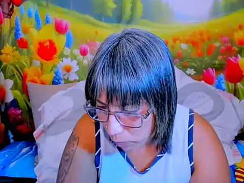 indianroxy webcam