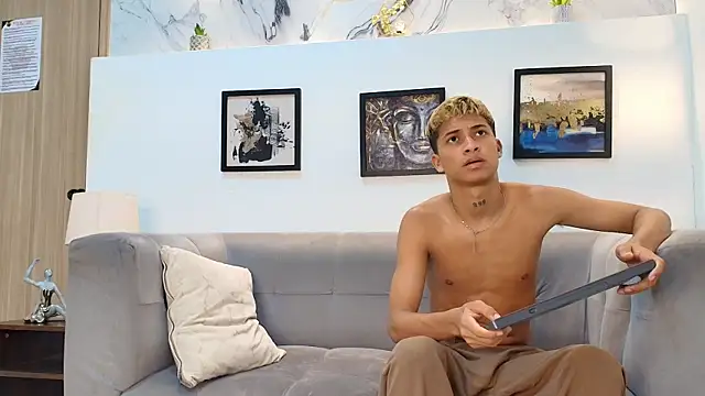 GOLD_BOYS webcam