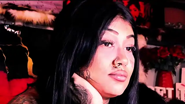 indian_dreamgirl webcam
