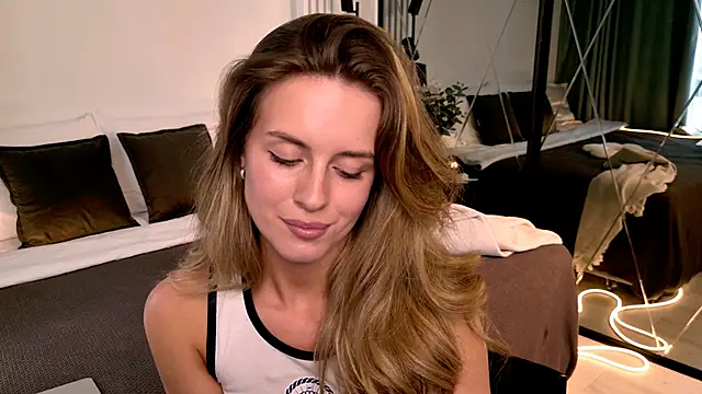 RozzitaBedberry webcam