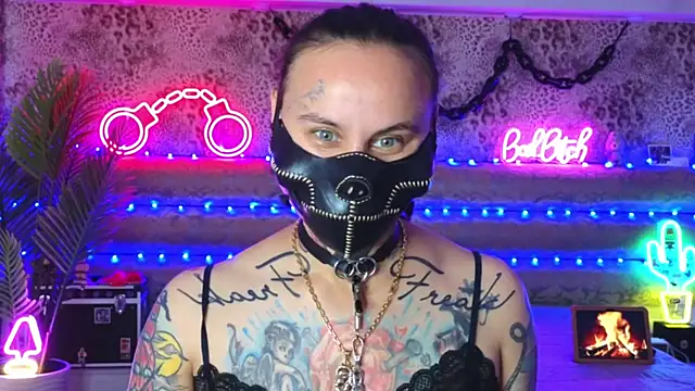 Cool_Freak_ webcam