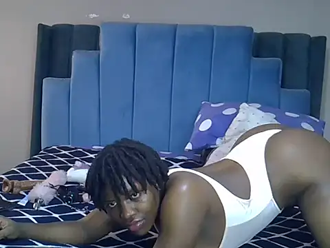 melanin_moon webcam