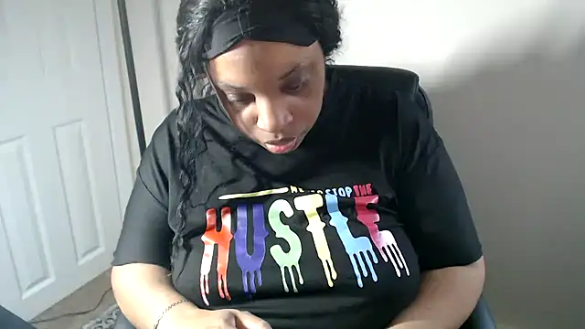 Sexymona1218 webcam