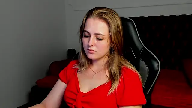 EllaBells webcam