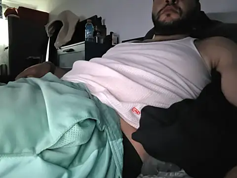 wherezdaddy - Wherezdaddy's free webcam - UK Sex Cams