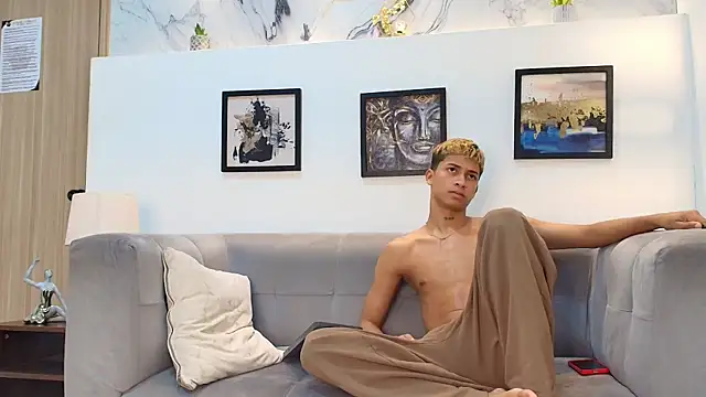 GOLD_BOYS webcam