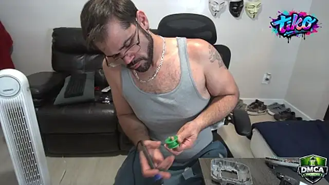 Zander823 webcam