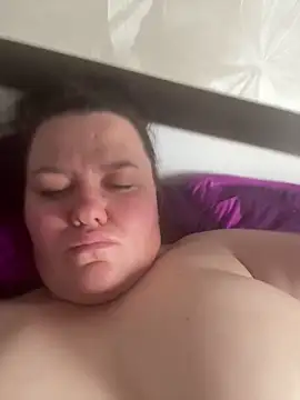 SunnyLeila2101 webcam