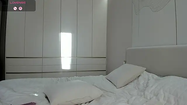JenniferQueen11 webcam