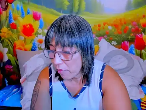 indianroxy webcam