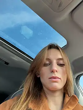 -AngelAri-