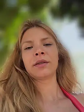 AnastasiaAniess webcam