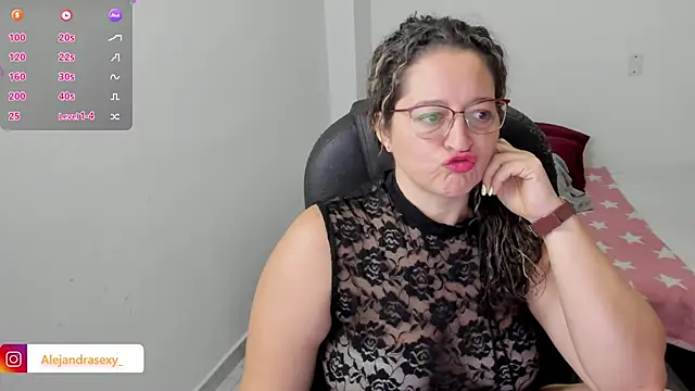 alejandra_milf_ webcam