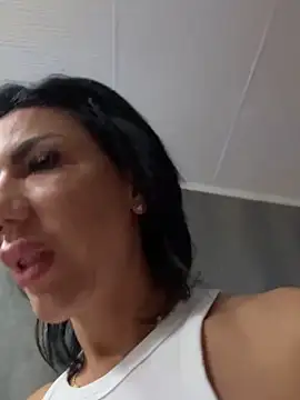 SelineVelvet webcam