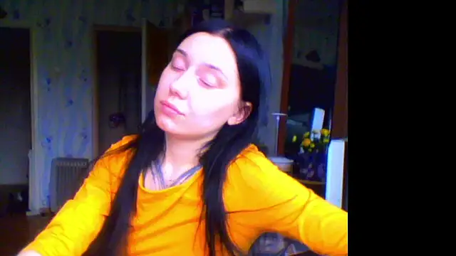 RussNocturnal webcam