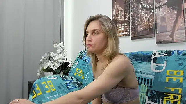 Tenderly_Sophie webcam