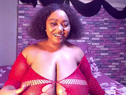 BustySavita webcam