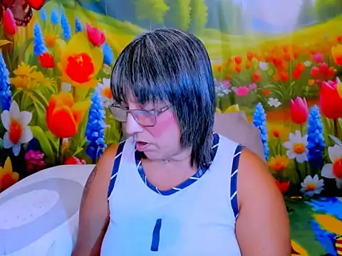indianroxy webcam