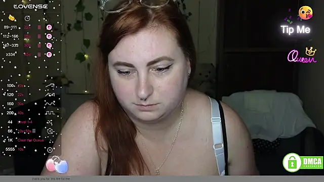 Alicia_love00 webcam