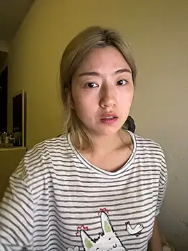 Olivia_PINK0322 webcam