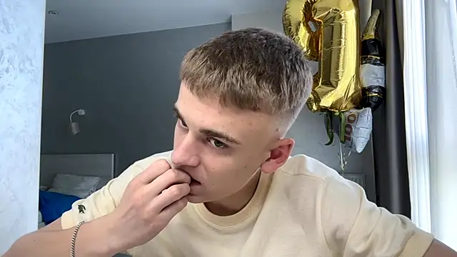 SoloFury webcam