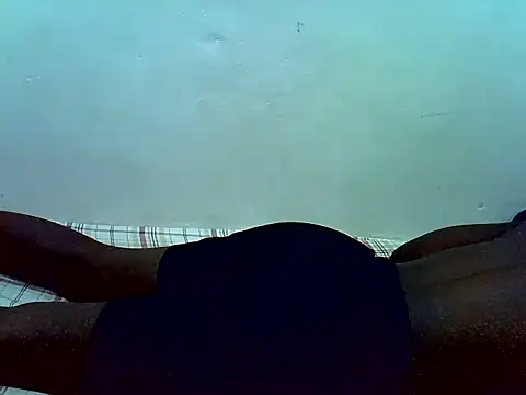 Queen-Alicia webcam