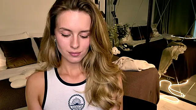 RozzitaBedberry webcam
