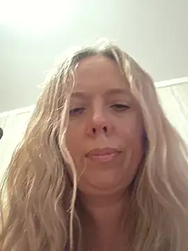 Irina3718 webcam