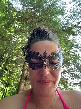 Nadja_Noir webcam