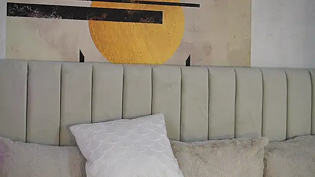 MiaJolie_ webcam