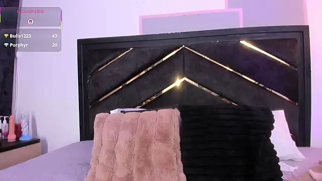 april_jones05 webcam