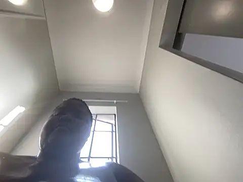 MissLola27 webcam