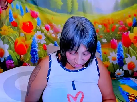 indianroxy webcam