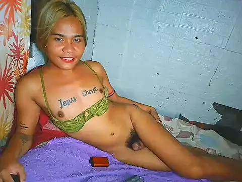 Model: Yourfantasyisme