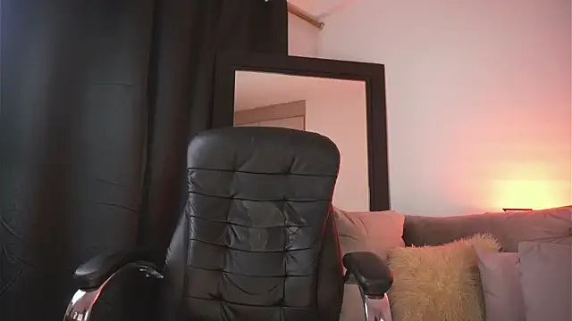 alanajonhsonm - Alanajonhsonm's free webcam - UK Sex Cams