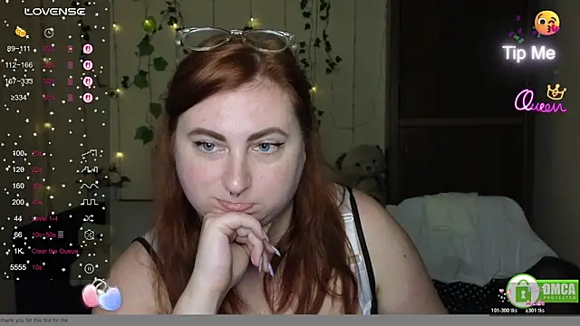 Alicia_love00 webcam