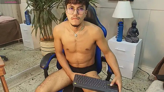 kai_storn webcam